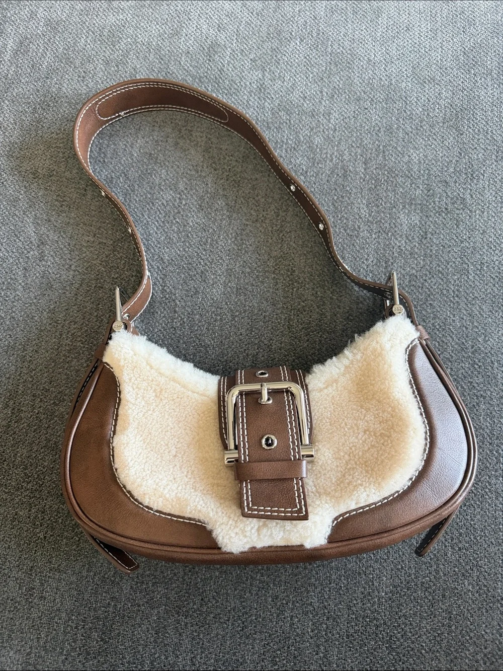 OSOI Brown & White Shearling Brocle Bag - Picture 2 of 6
